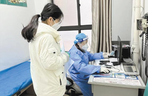 西安：家庭医生进网格 守护居民健康